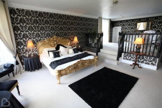 Castle Wedding Venues - Shieldhill Castle Hotel