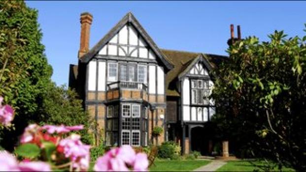 Wedding Venues In Italy - Tudor Grange Hotel
