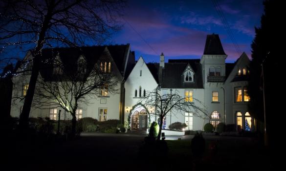 Country House Wedding Venues - Glen Yr Afon House Hotel