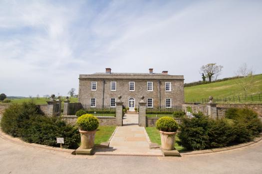 - Shilstone Country House