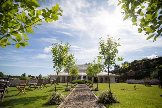  - Shilstone Country House