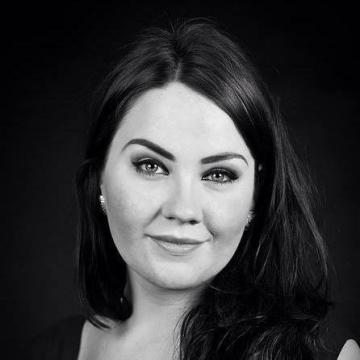  - Sophie Dicks - Classical Singer