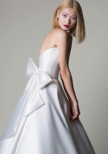 - Shakespeare In Love Wedding Boutique