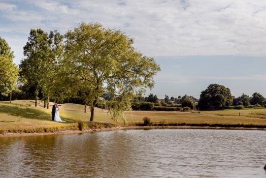 Outdoor Wedding Venues - Chesfield Downs Golf & Country Club