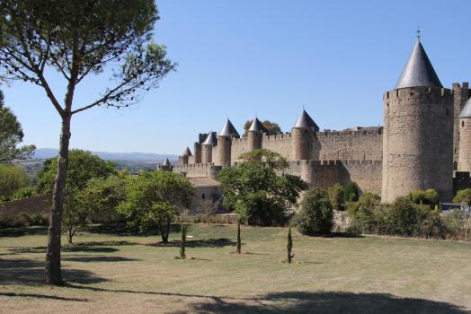 Wedding Venues in France  - Hotel Pont Levis