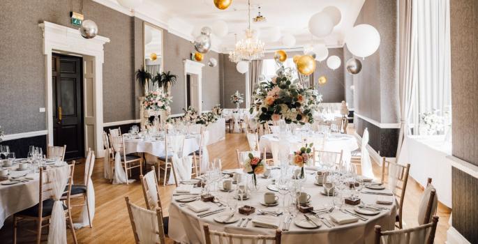 Outdoor Wedding Venues - Easthampstead Park Hotel