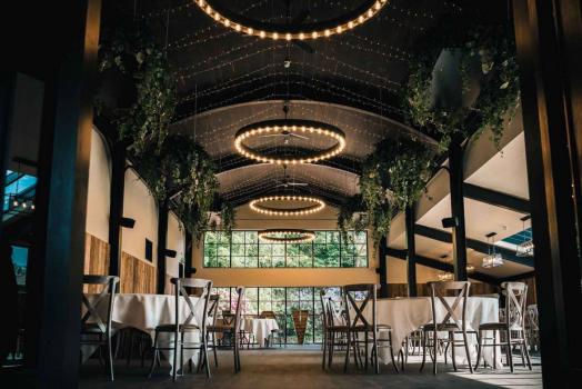 Barn Wedding Venues Near Me - Foxtail Barns
