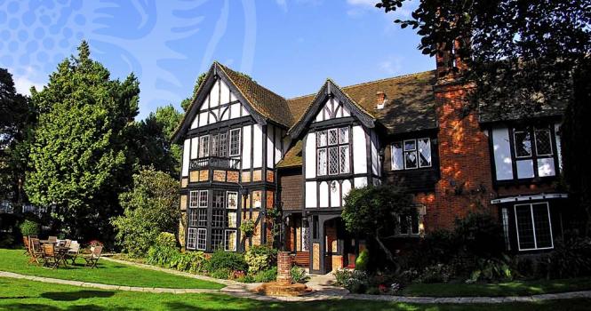 Wedding Venues In Italy - Tudor Grange Hotel