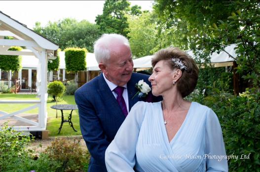 - Caroline Nixon Photography Ltd