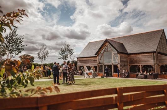 Barn Wedding Venues Near Me - Sissons Barn