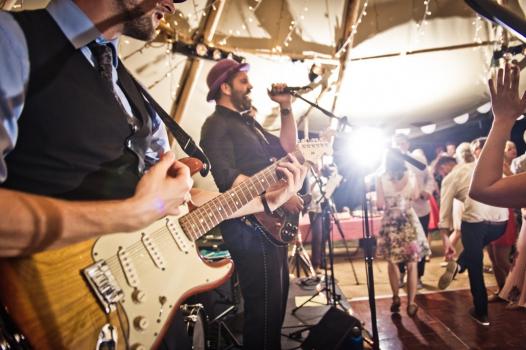 - Warble Entertainment