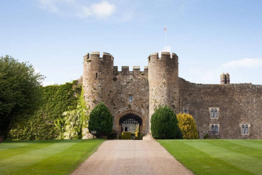 Castle Wedding Venues - Amberley Castle