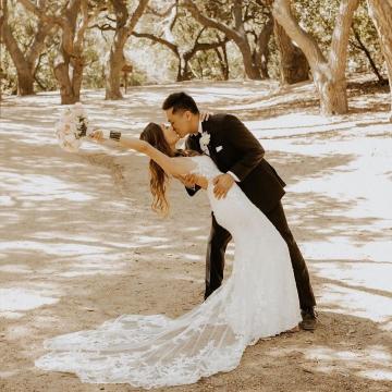 - Minster Bridal Couture