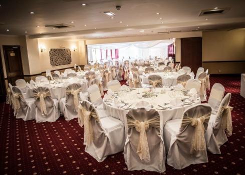 Wedding Venues In Italy - Best Western Oaks Hotel