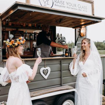 Wedding Venues In Italy - Great Betley Farmhouse